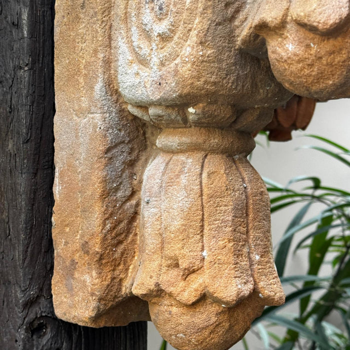 Agra Stone Carved Brackets-4