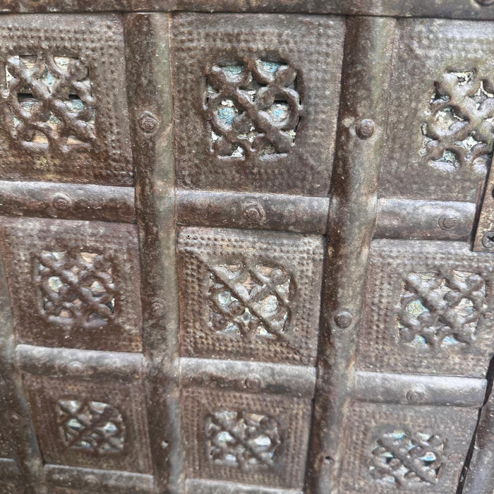 Vintage Metal-Clad Chest-1