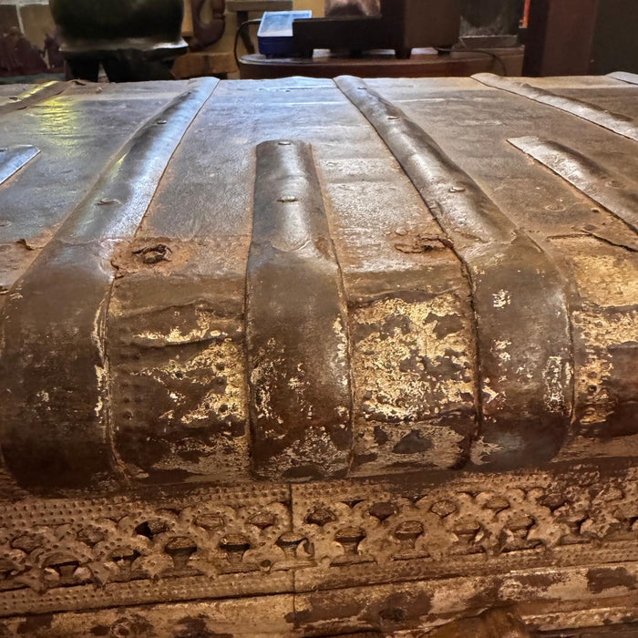 Vintage Metal-Clad Chest-2