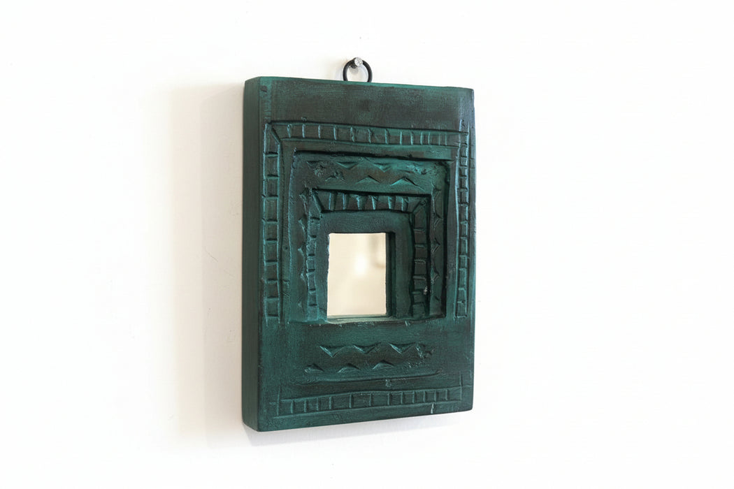 Carved Wooden Mirror – Deccan Style : Daricha 7