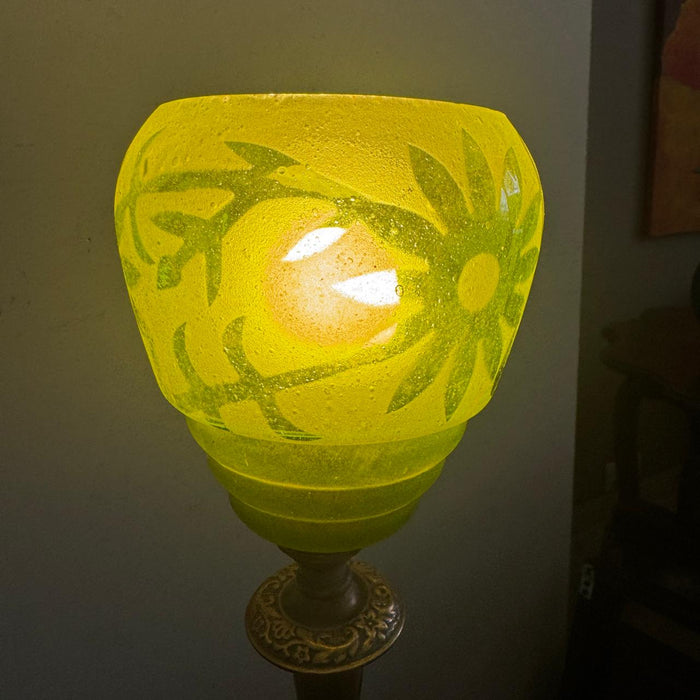 Antique brass Lamp with Vintage Glass Shade: Noor 35