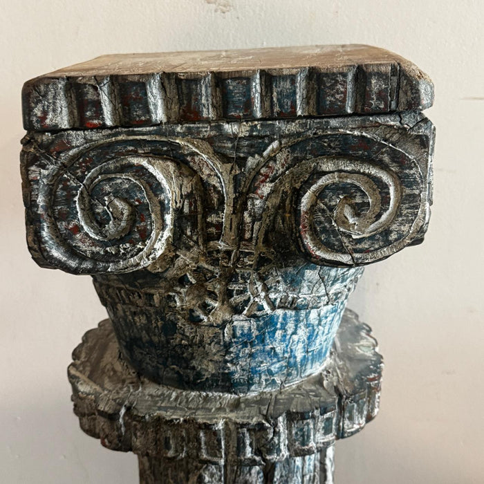 Wooden pedestal  Ruhana 14