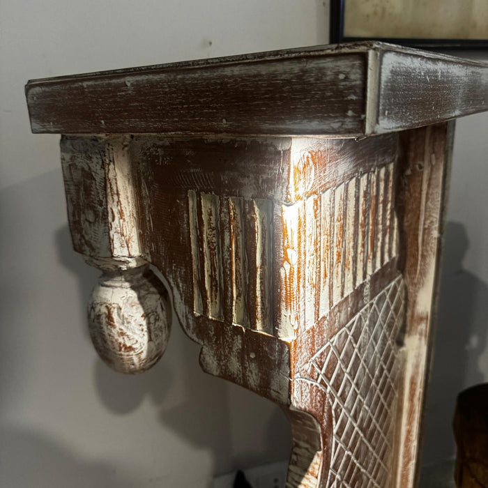 Vintage Corner Pedestal : Ruhana 2