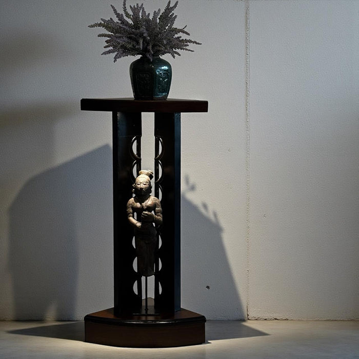 Vintage Style Distressed, Wooden pedestal  : Ruhana 19