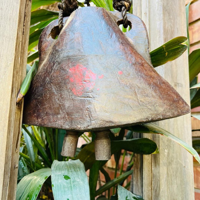 Aaloka 5 : Wooden cow bell