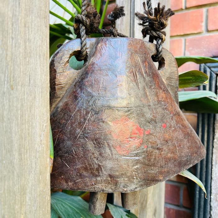 Aaloka 5 : Wooden cow bell