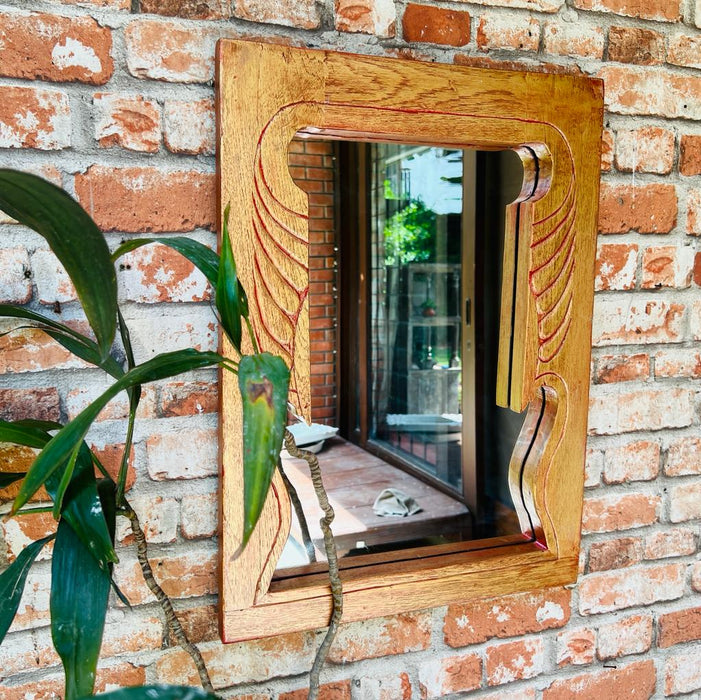 Faeezah : Carved mirror