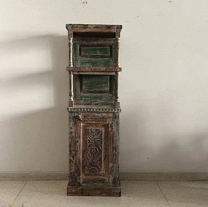 Sajeela 2 : Tall wooden cabinet