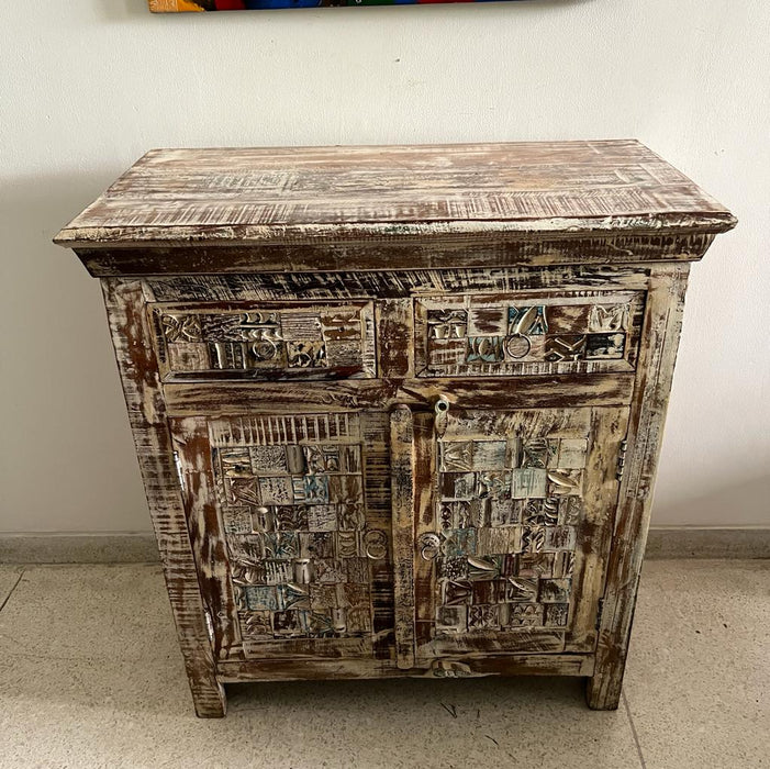 Shadah : Wooden cabinet